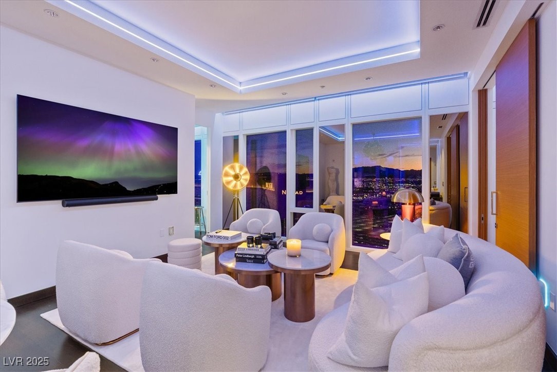 3750 Las Vegas Boulevard 2911