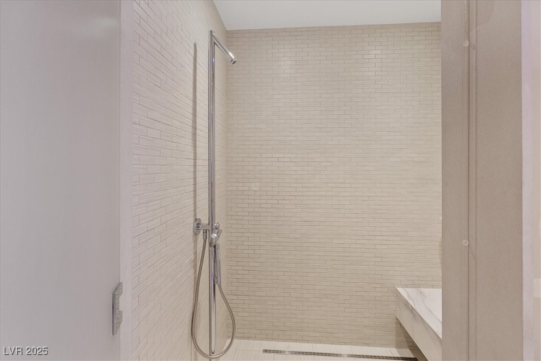 3750 Las Vegas Boulevard 2911