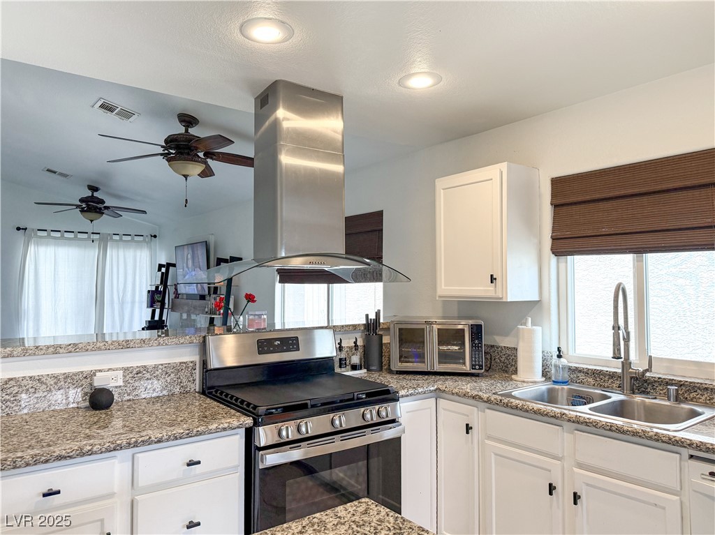 5929 Royal Castle Lane