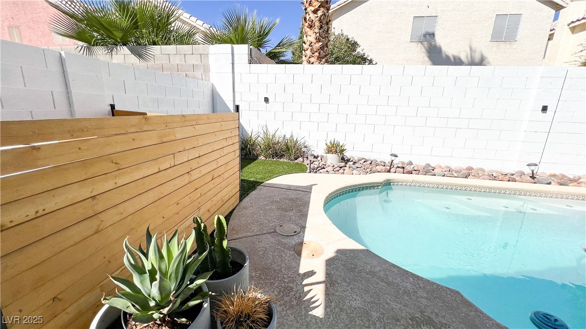 5929 Royal Castle Lane