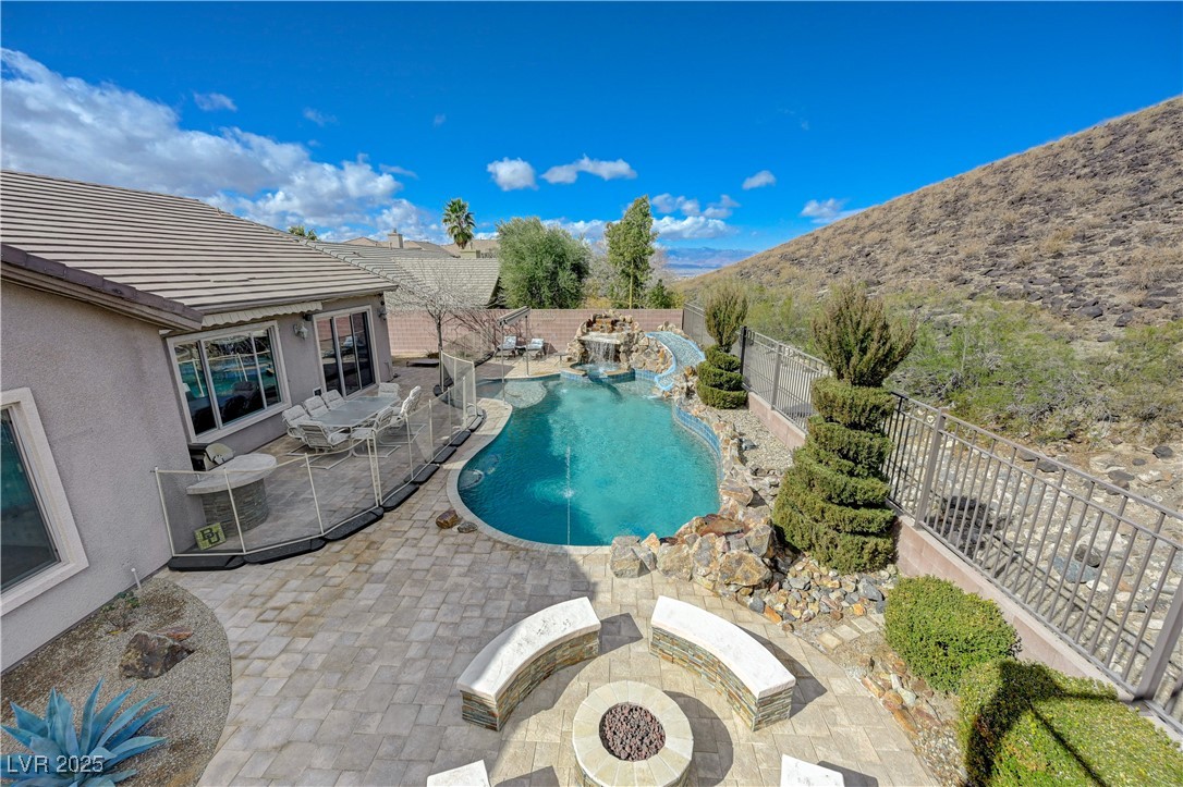 2124 Pont National Drive