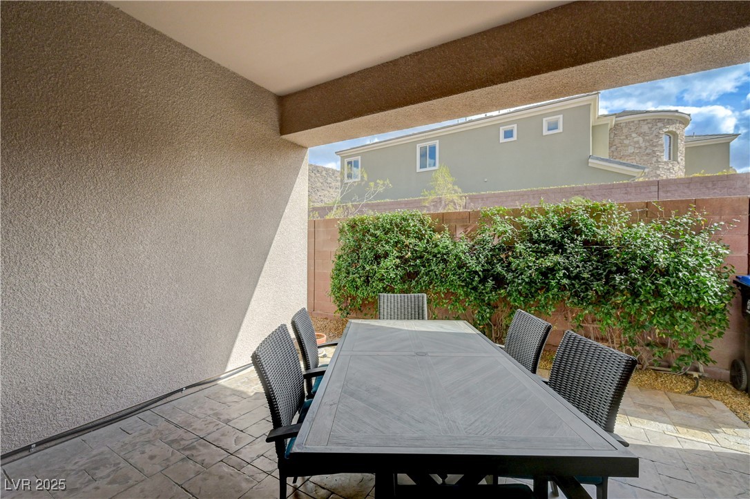 2124 Pont National Drive