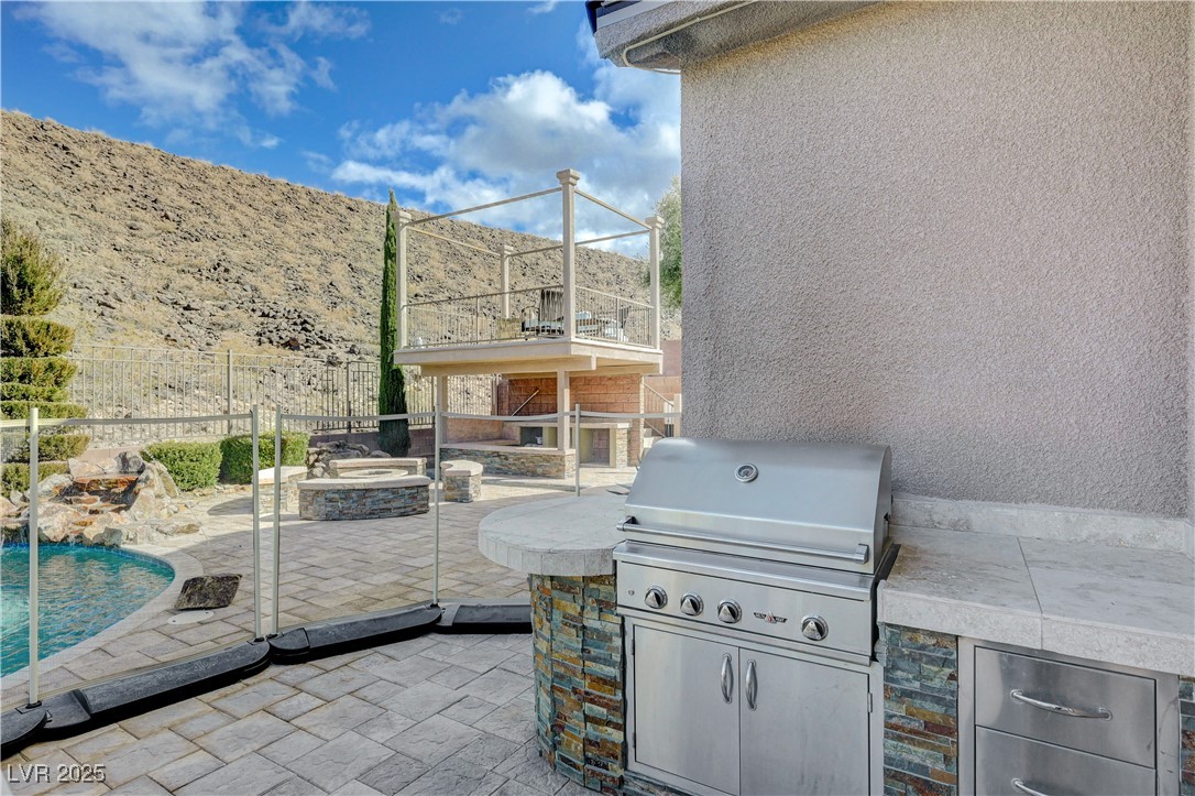 2124 Pont National Drive