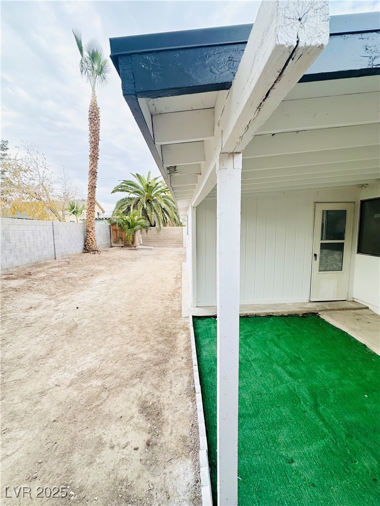 1729 Elaine Drive