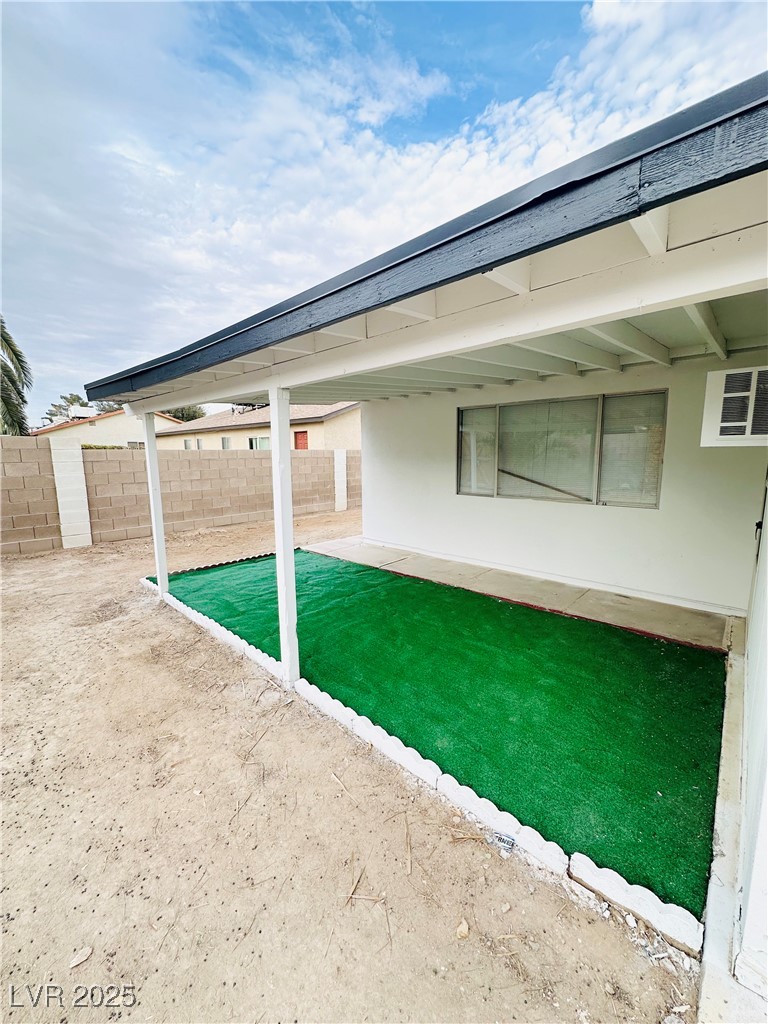 1729 Elaine Drive
