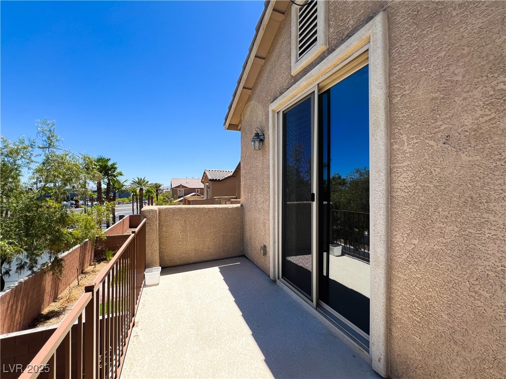 3462 Elegant Rose Street