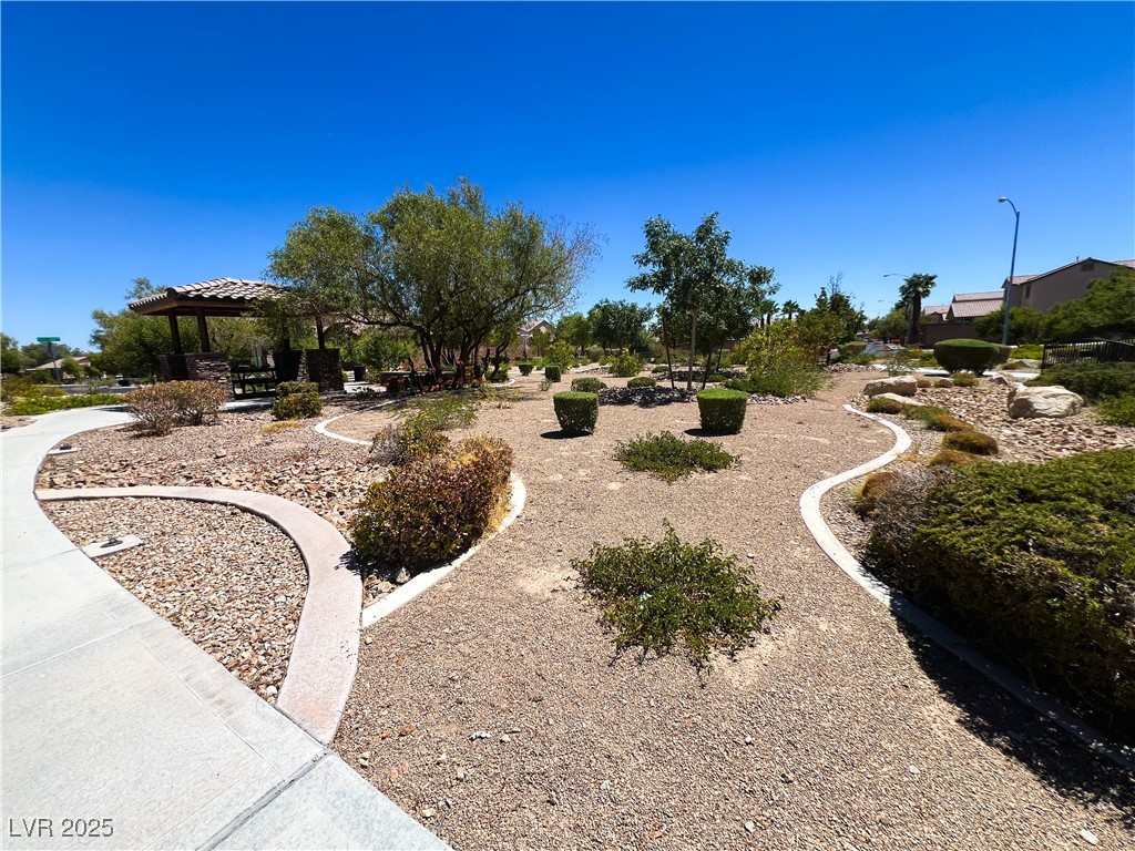 3462 Elegant Rose Street
