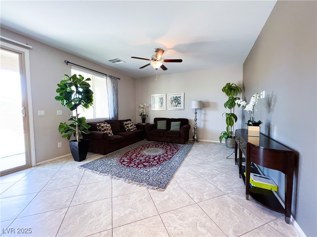 3462 Elegant Rose Street