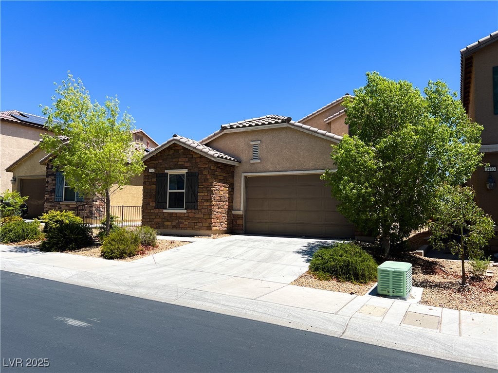3462 Elegant Rose Street