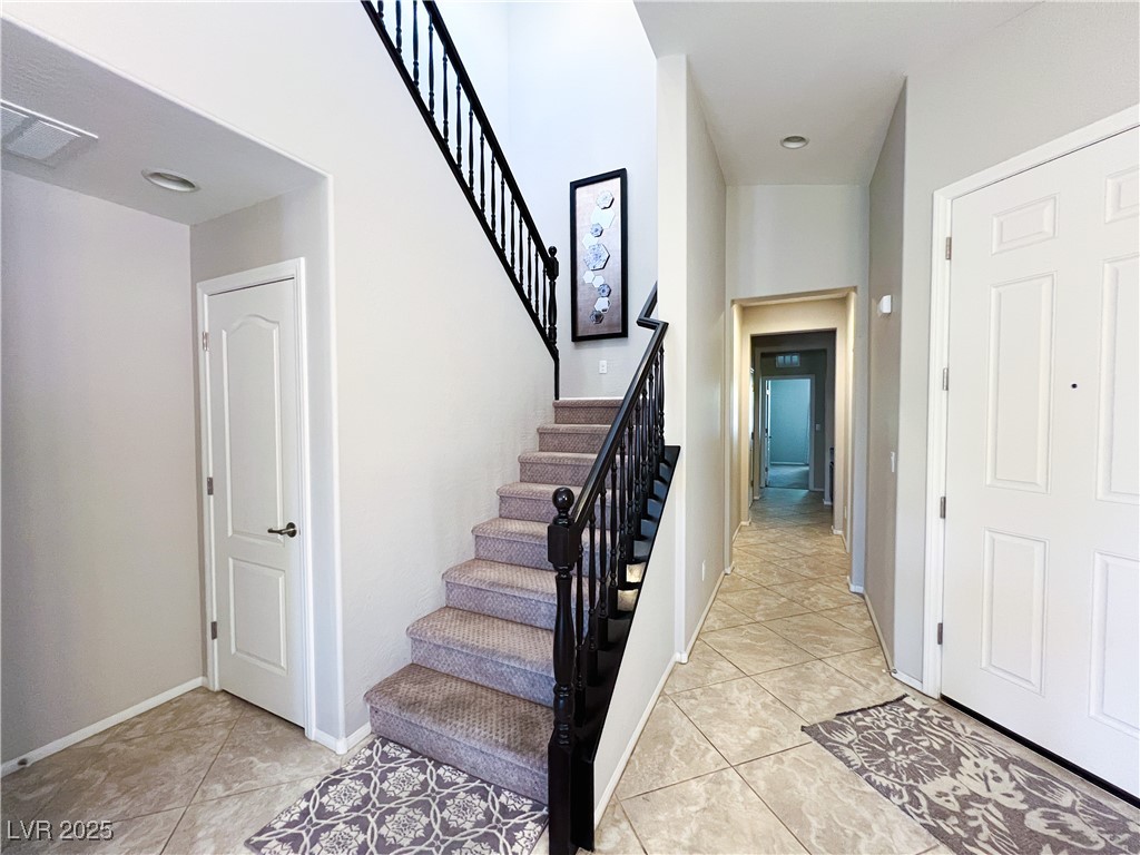 3462 Elegant Rose Street