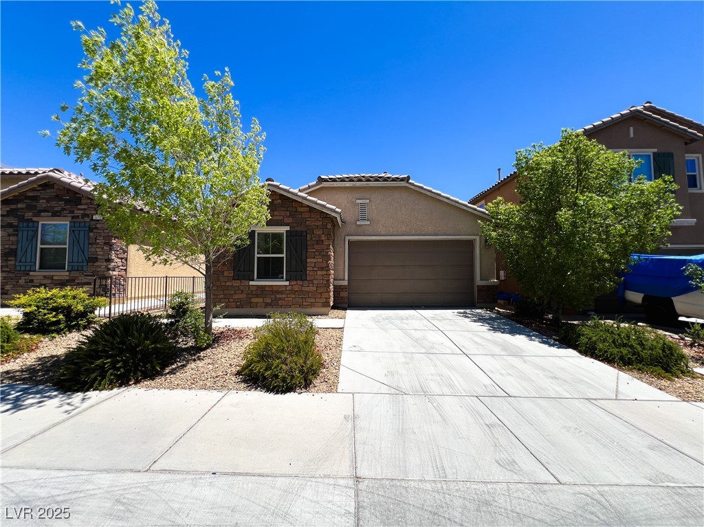 3462 Elegant Rose Street