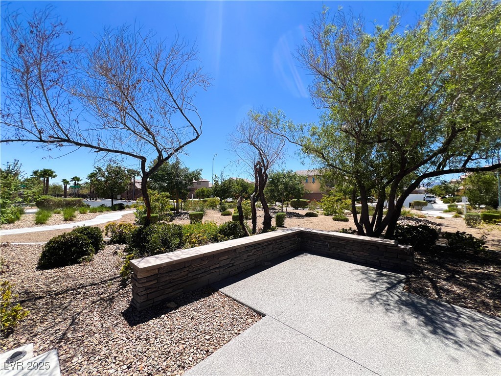 3462 Elegant Rose Street