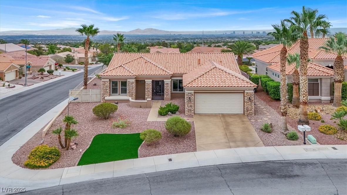 1912 Gin Hill Court