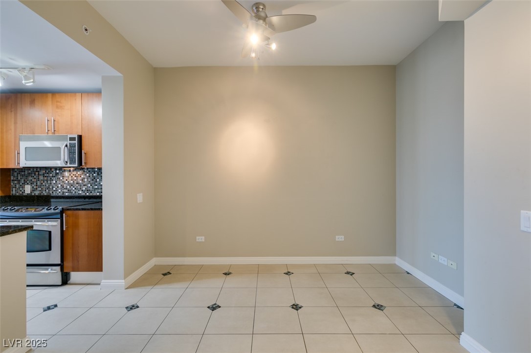 200 West Sahara Avenue 2110