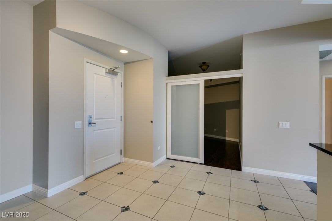 200 West Sahara Avenue 2110