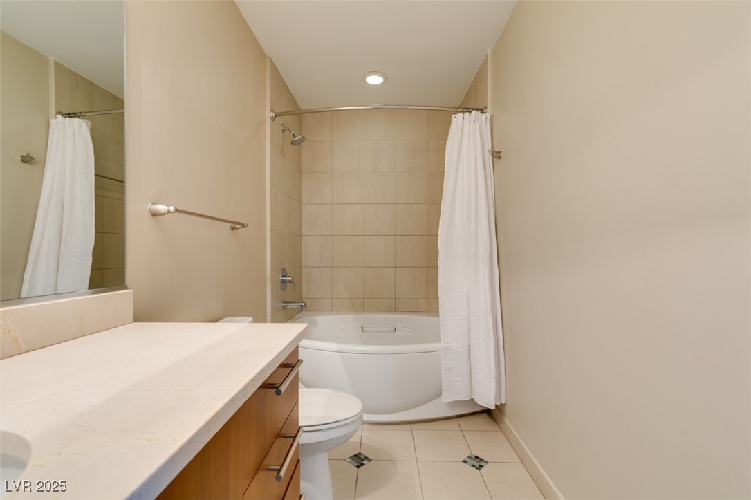 200 West Sahara Avenue 2110