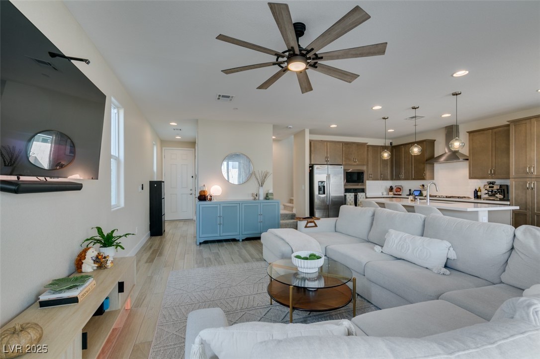 5059 Tranquil View Street