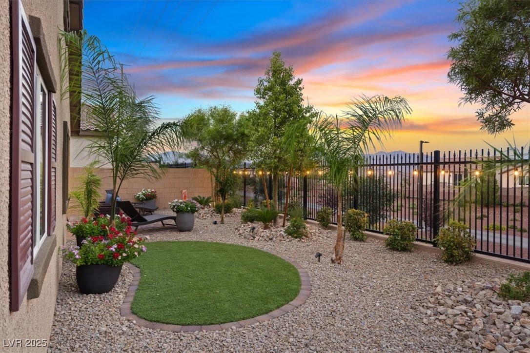 7214 Liberty Landing Street