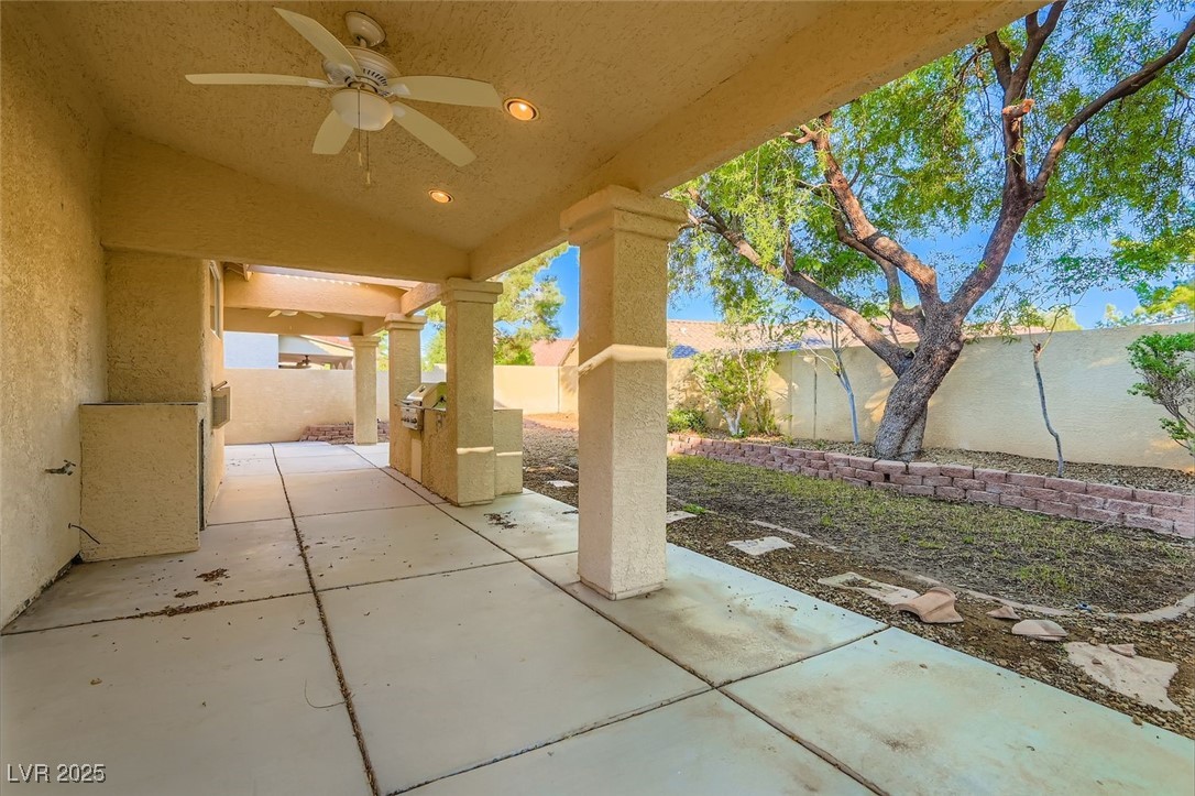 4454 El Presidio Drive