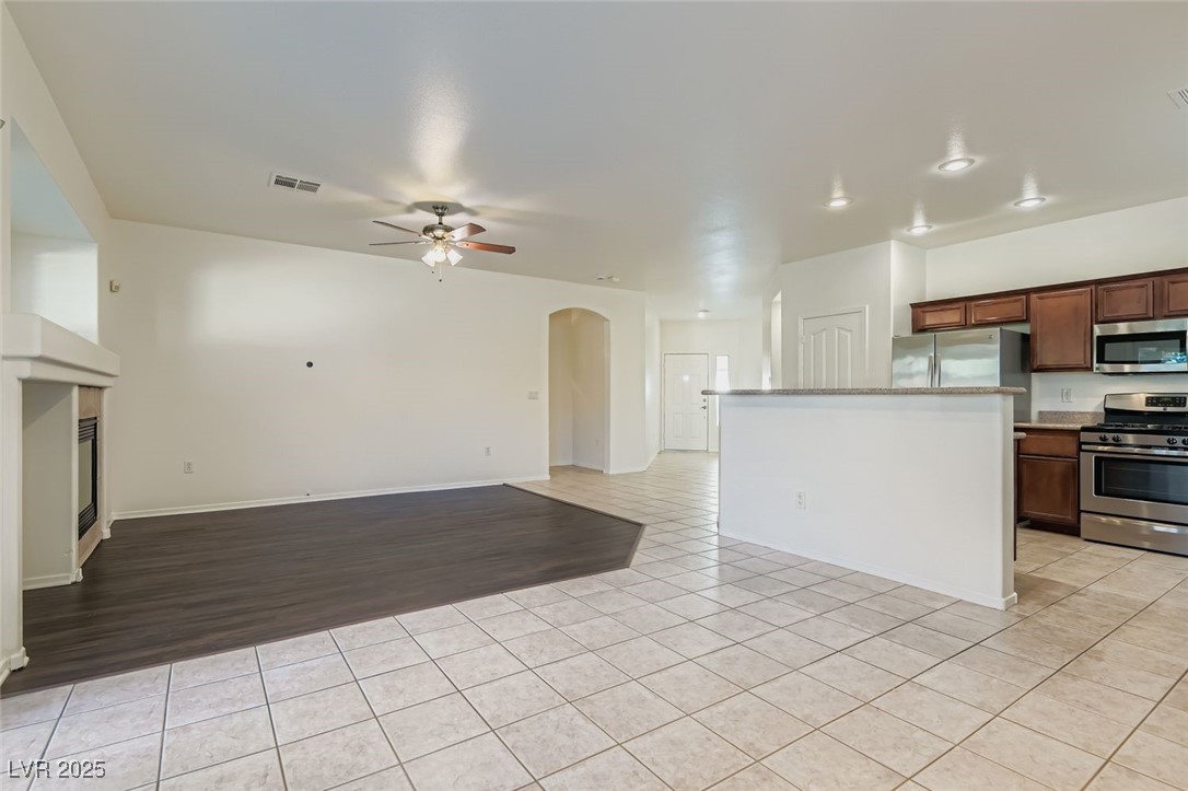 4454 El Presidio Drive