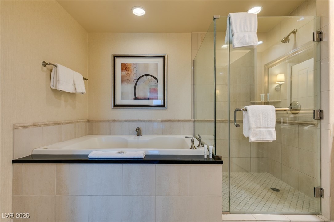 135 East HARMON Avenue 2705