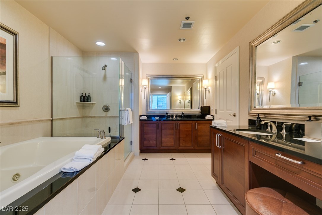 125 East HARMON Avenue 721