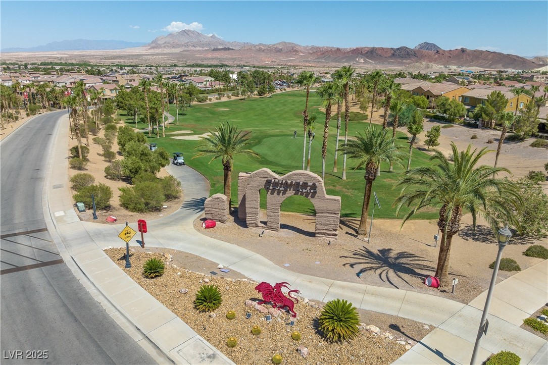 1272 Olivia Parkway