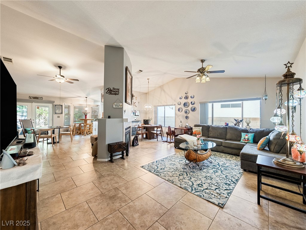 2624 Shakespeare Road