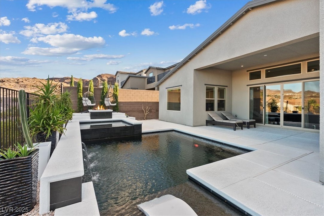 1980 Peaceful Mesa Court