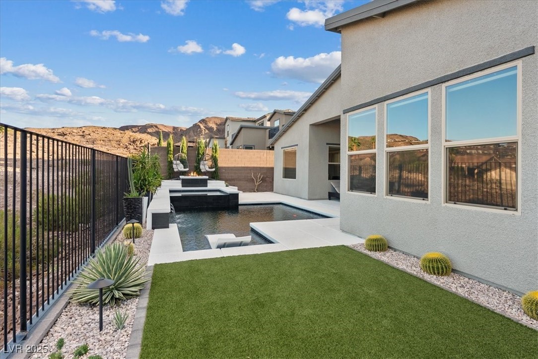 1980 Peaceful Mesa Court