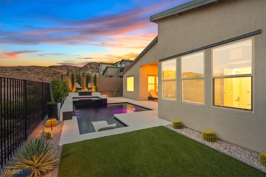 1980 Peaceful Mesa Court