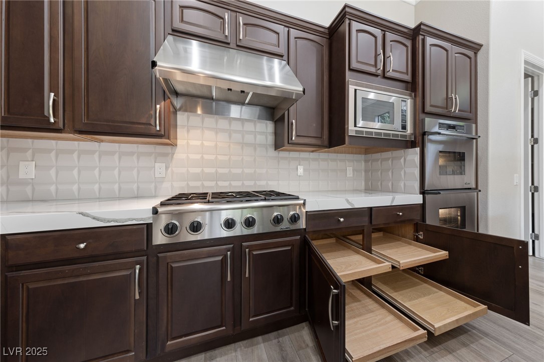 19 Chalet Hills Terrace