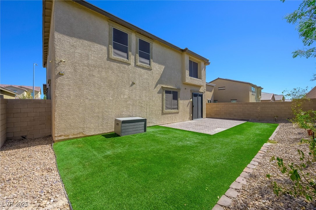 5637 Vermillion Ridge Street