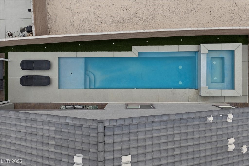 7616 Mojave Evening Street