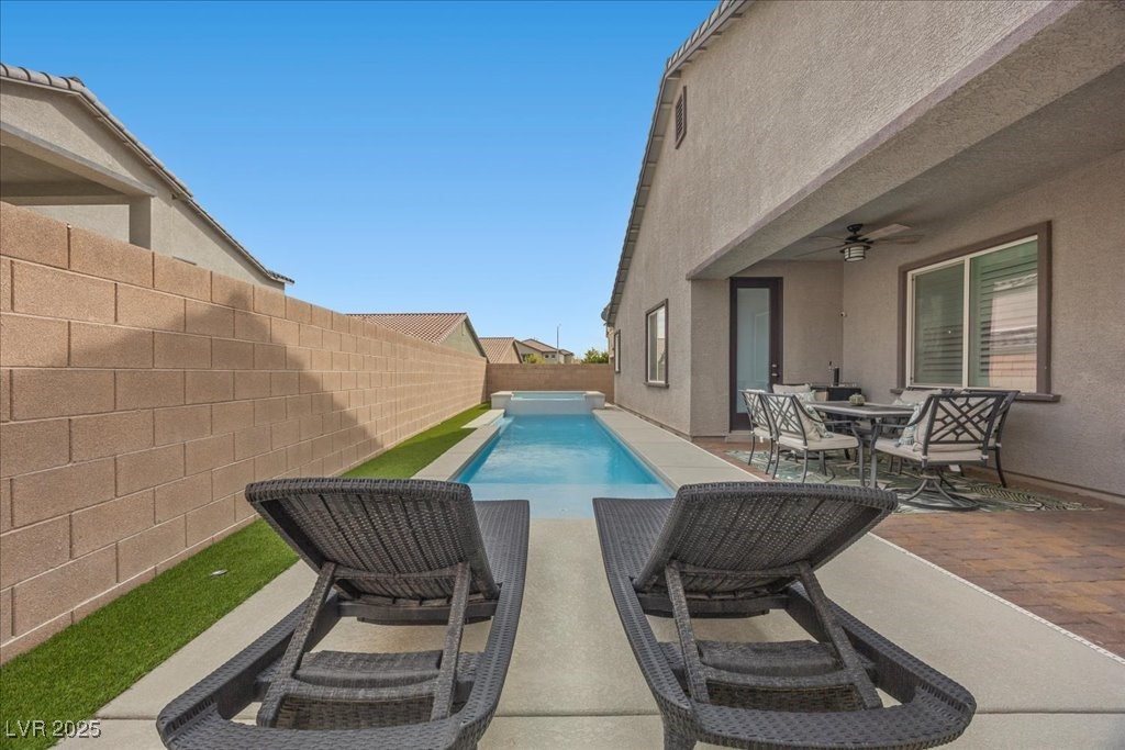 7616 Mojave Evening Street