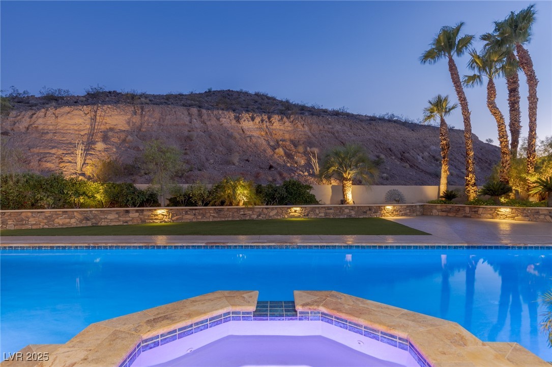 214 Desert Rose Court