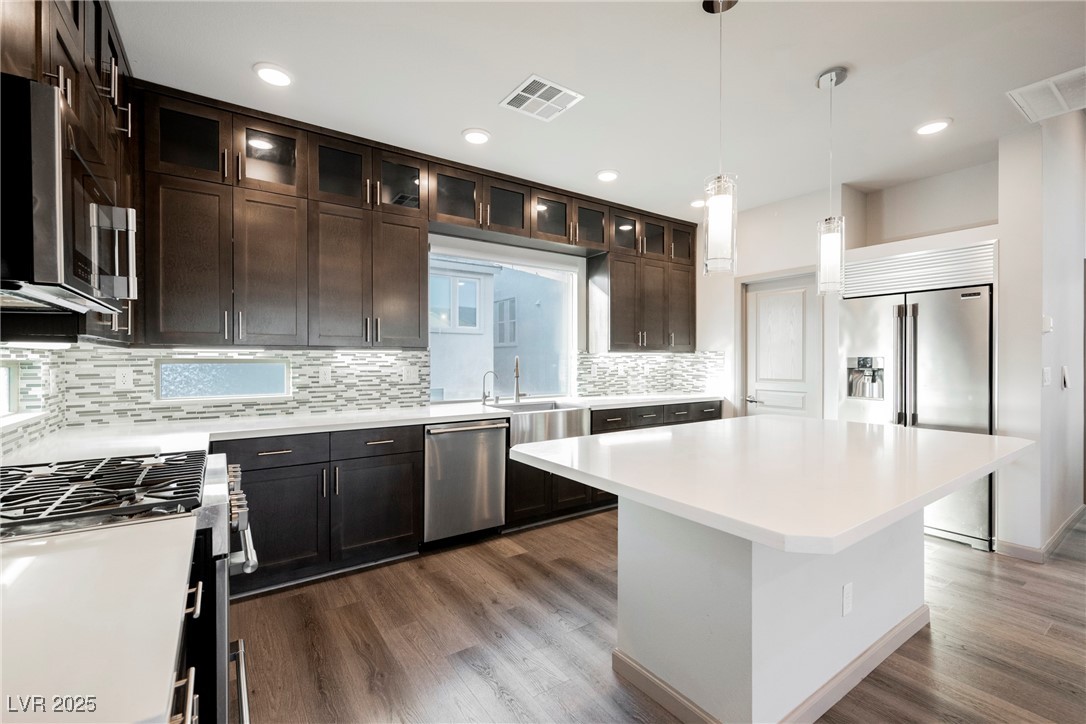 8081 Misty Canyon Avenue