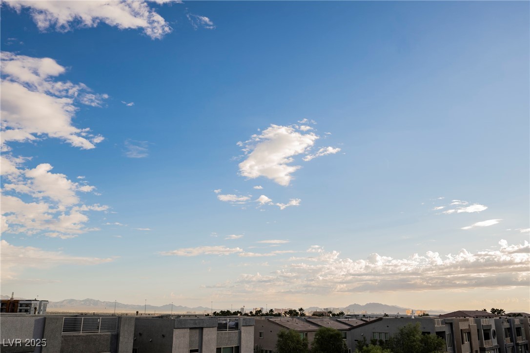 8081 Misty Canyon Avenue