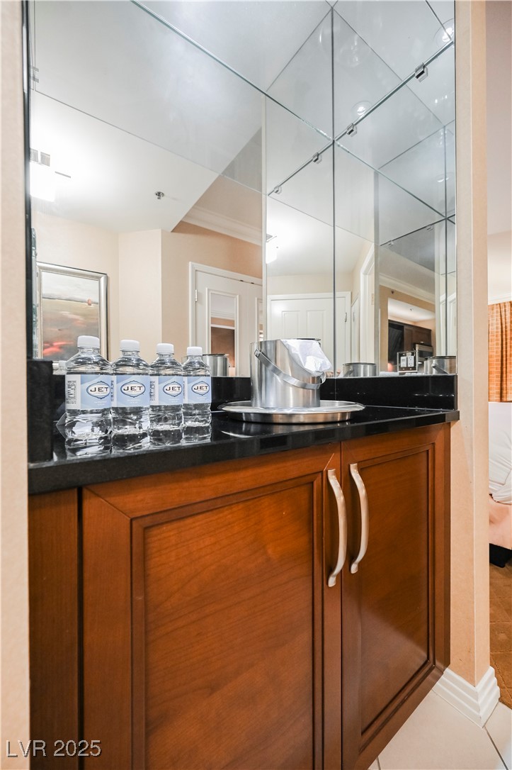 125 East HARMON Avenue 3716
