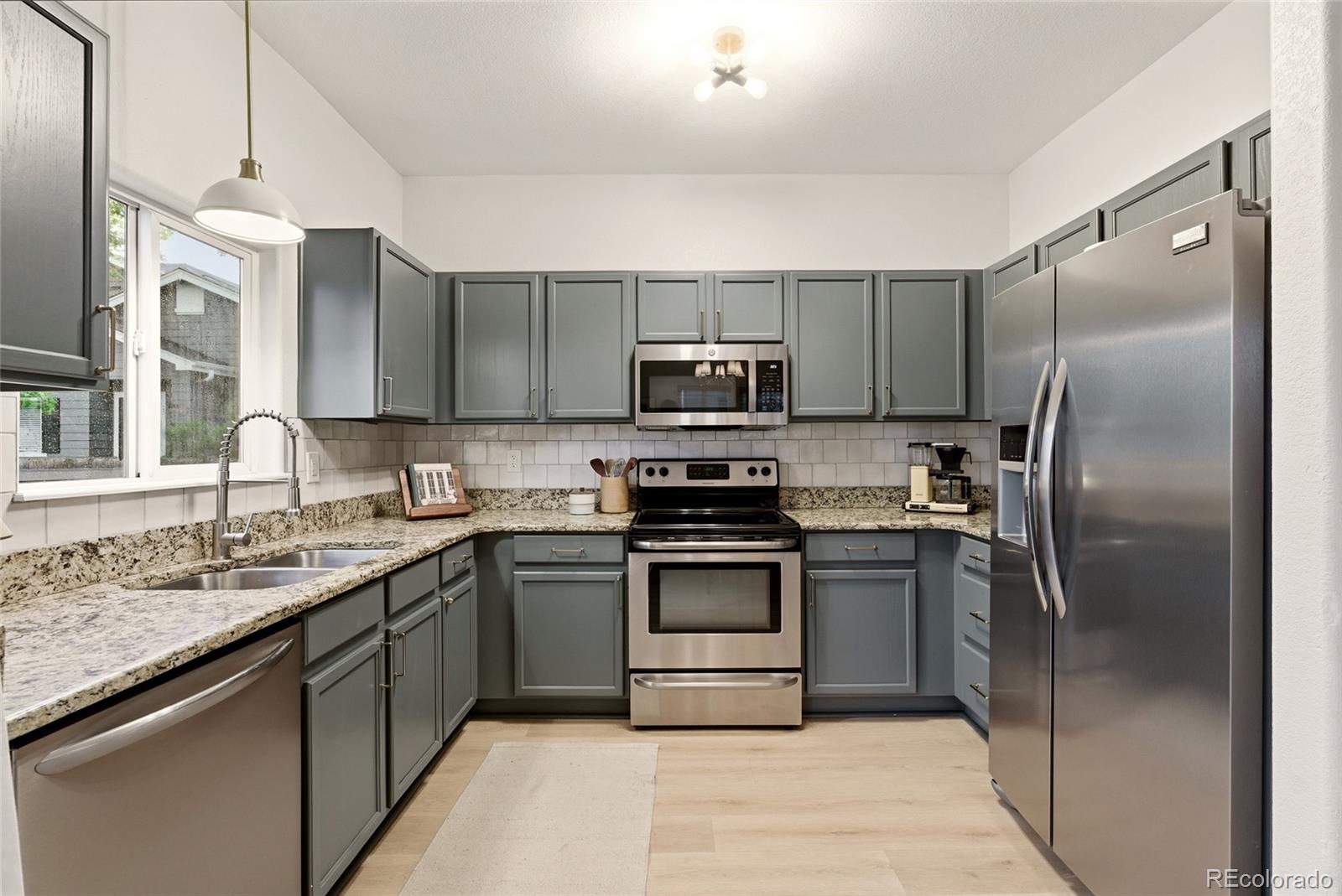 2135 W 101st Circle
