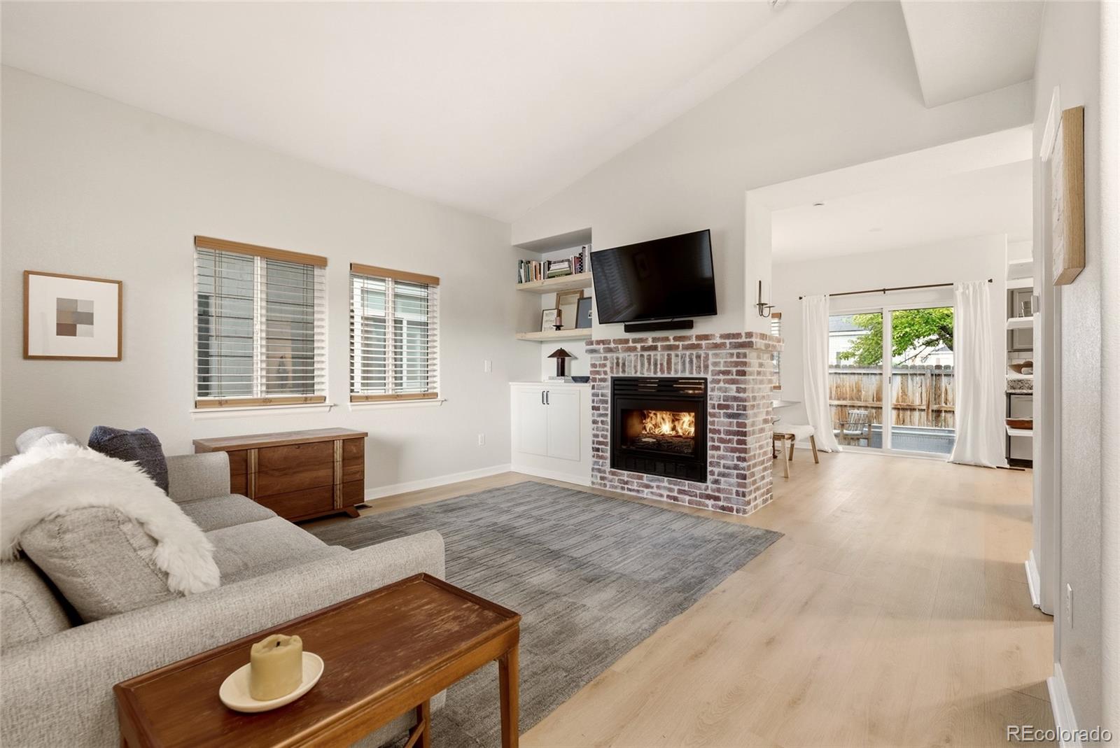 2135 W 101st Circle
