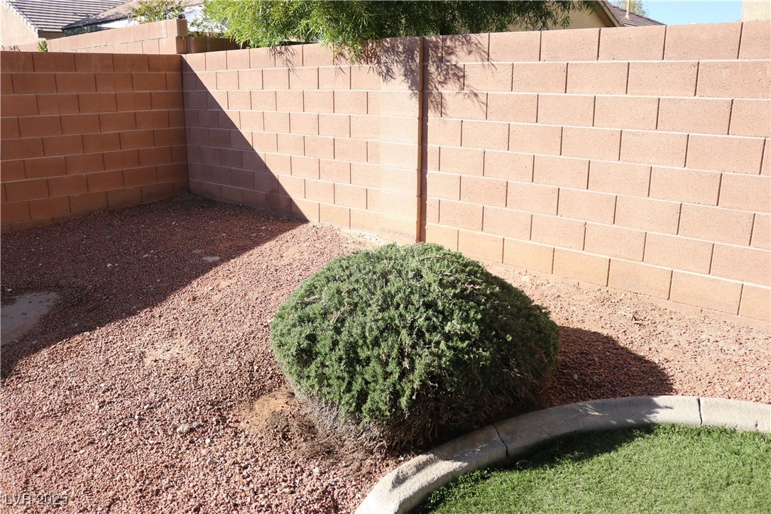 3764 Bowers Hollow Avenue