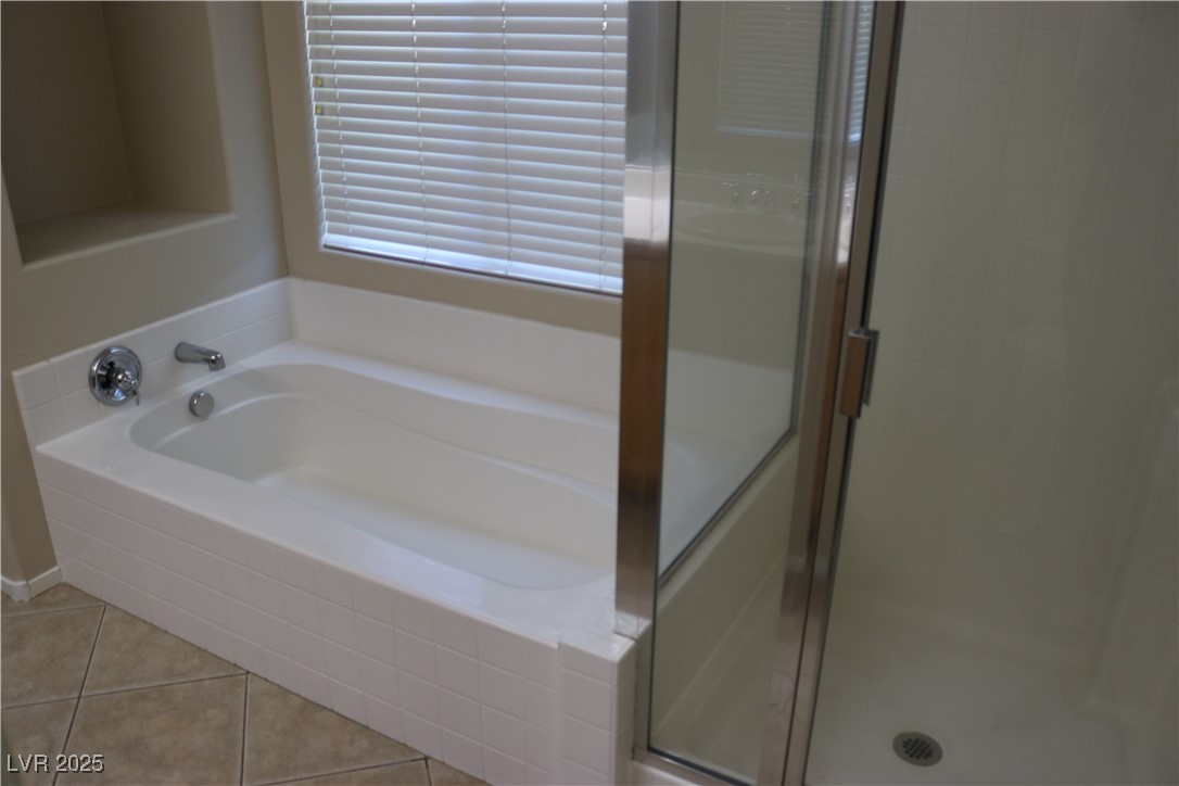 3764 Bowers Hollow Avenue