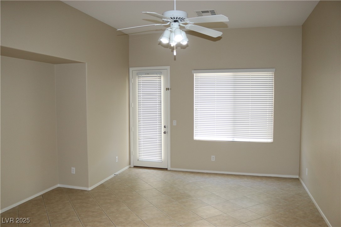 3764 Bowers Hollow Avenue