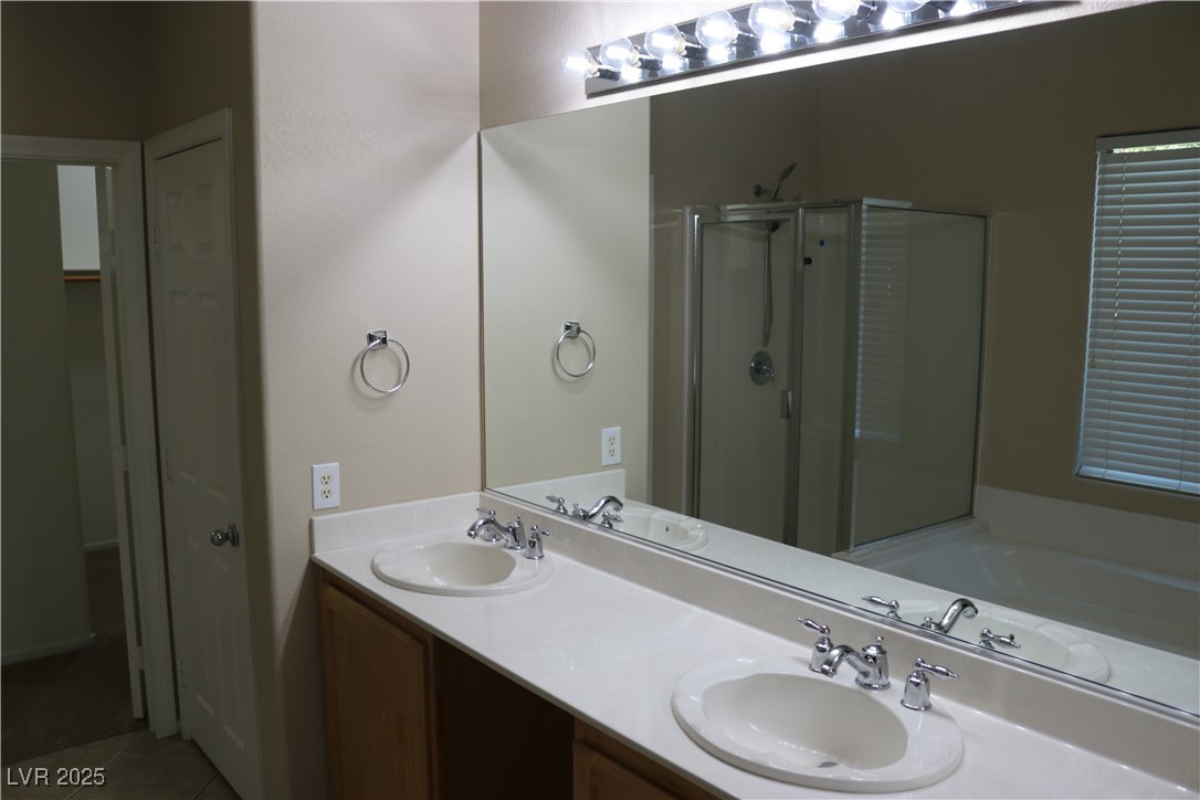 3764 Bowers Hollow Avenue