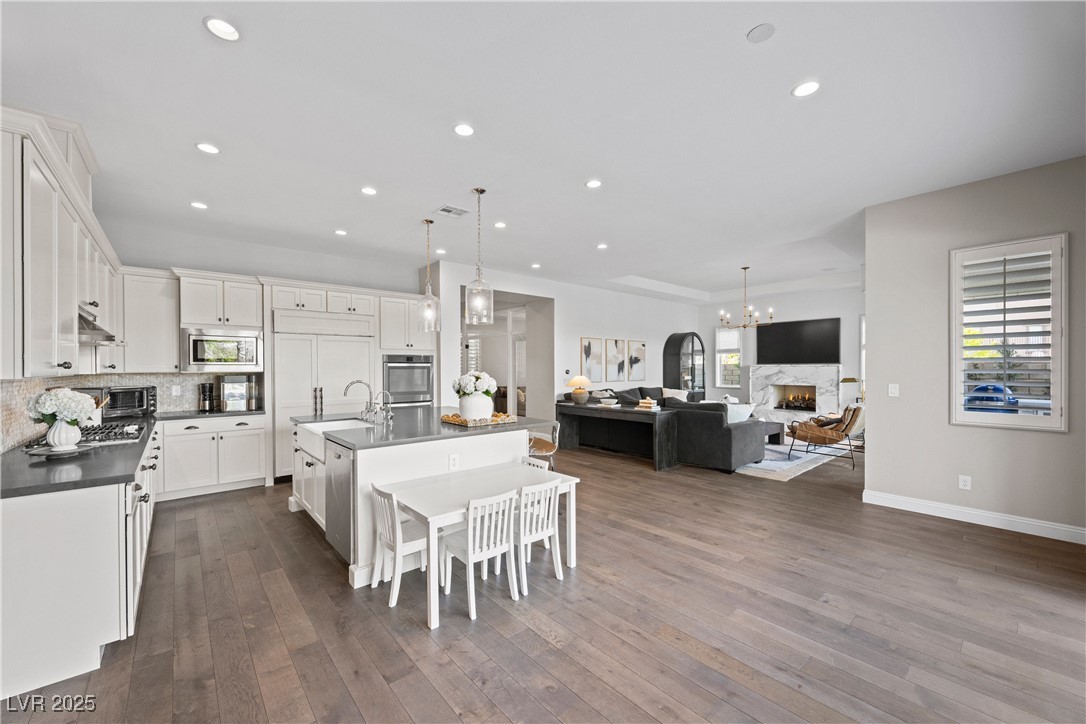 396 Venticello Drive