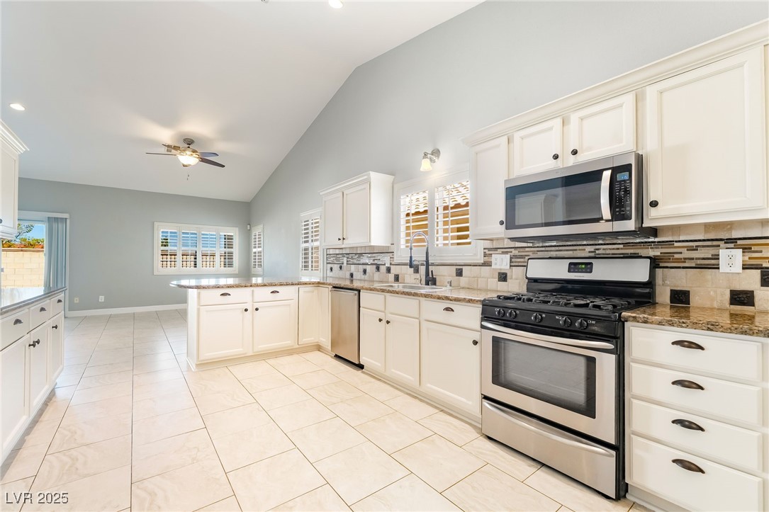 74 Graythorn Mountain Court