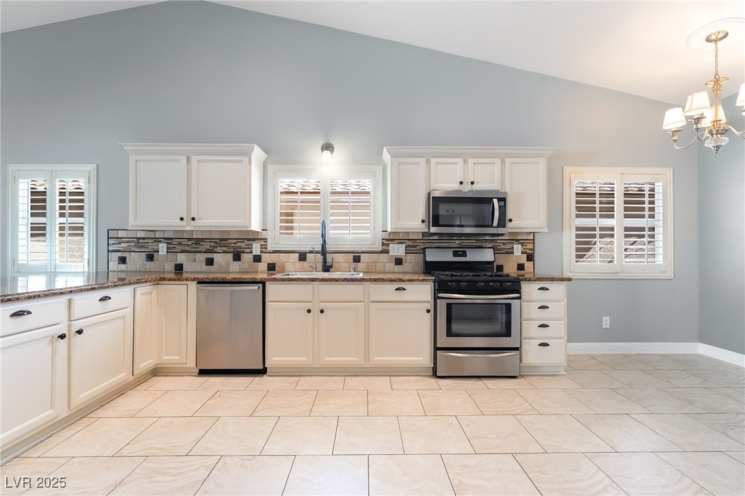 74 Graythorn Mountain Court