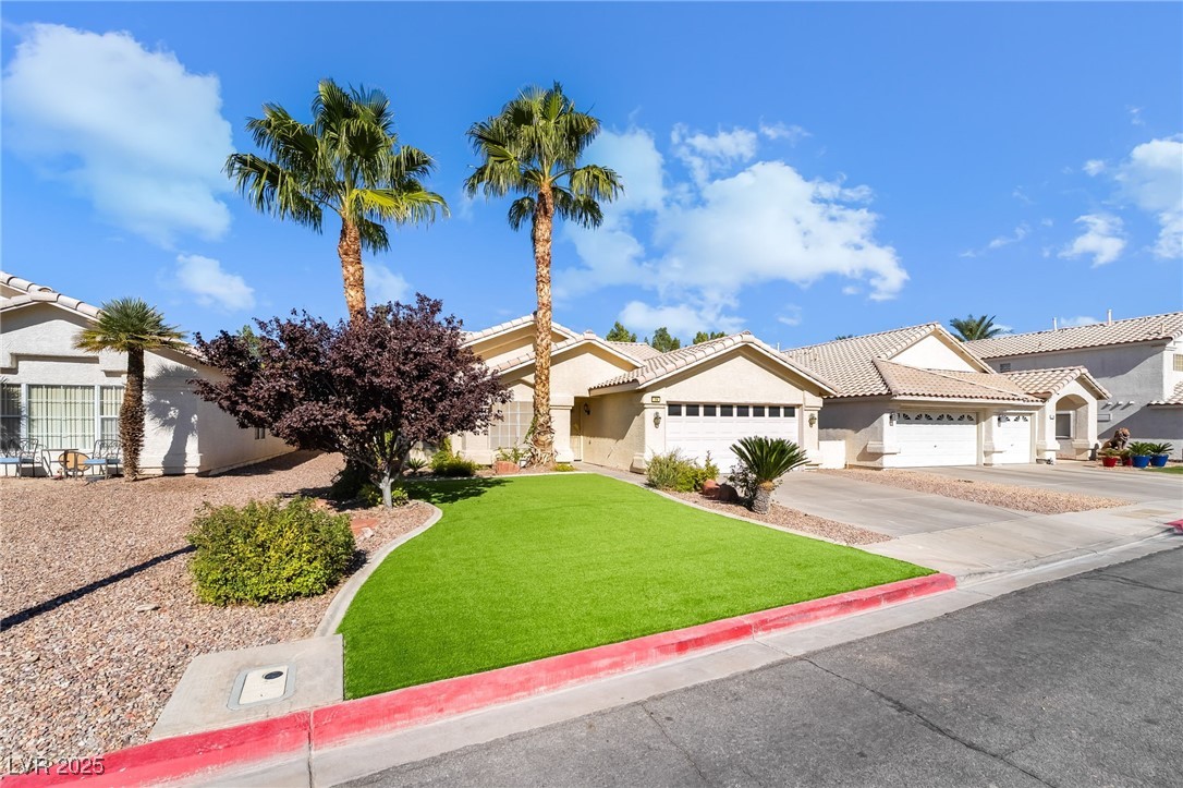 74 Graythorn Mountain Court