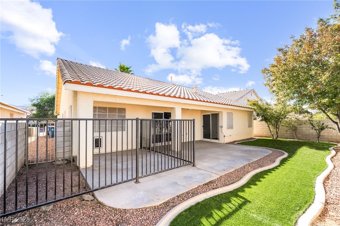 74 Graythorn Mountain Court